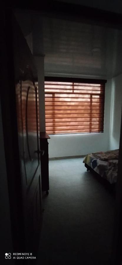 Casa Amplia Con Aire Acondicionado. Excelente Clima Y Ubicacion. Apulo